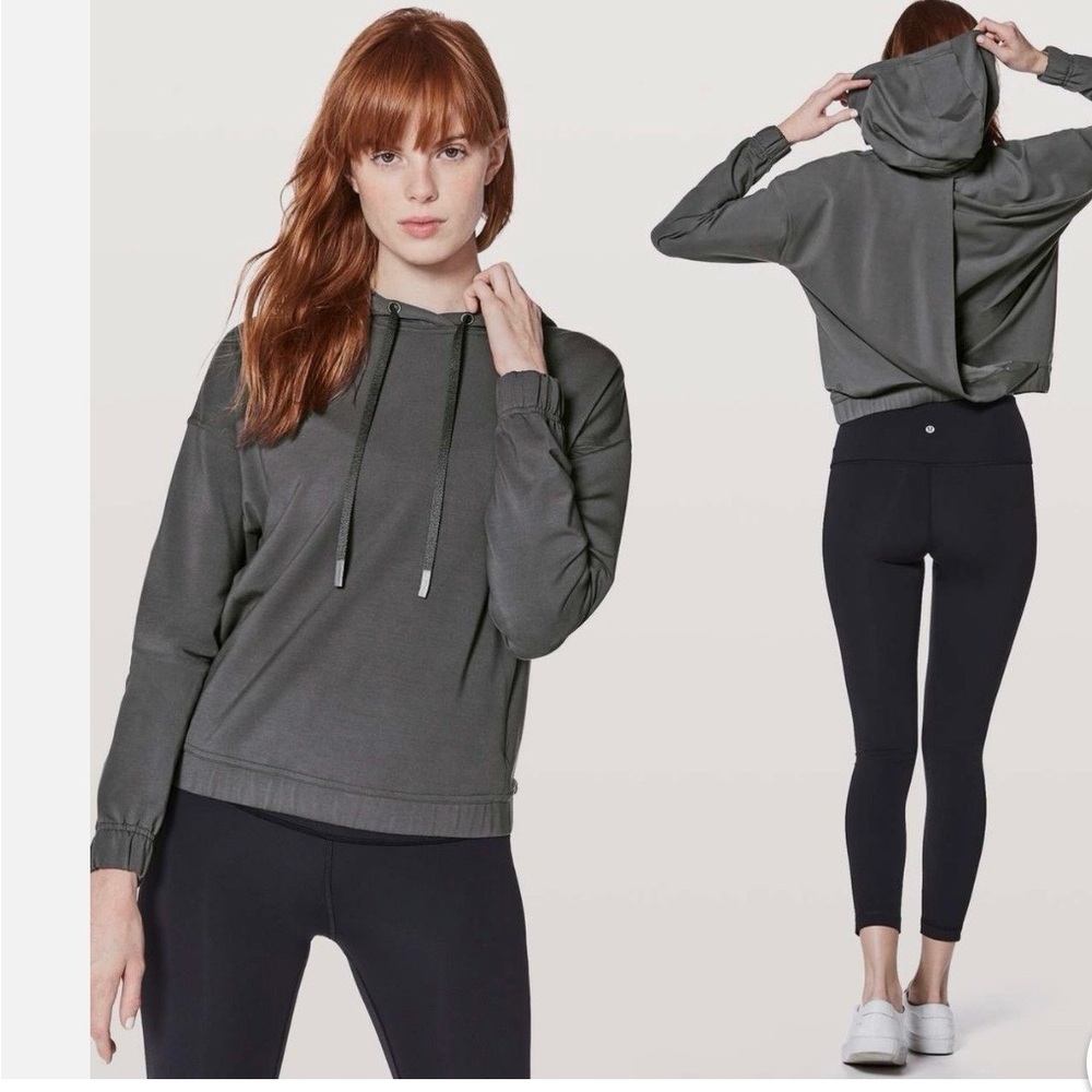 lululemon twisted hoody with side zipper. Navy Blue not black.